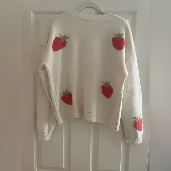Rails size medium sweater. Absolutely adorable - Picture 3 of 3